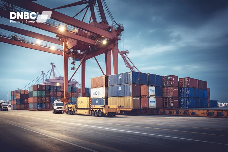 The Financial Impact of Logistics Decisions The Financial Impact of Logistics Decisions