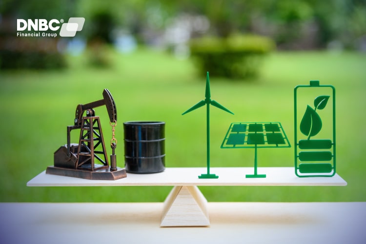 Costs: Sustainable vs. Traditional Funds Costs: Sustainable vs. Traditional Funds