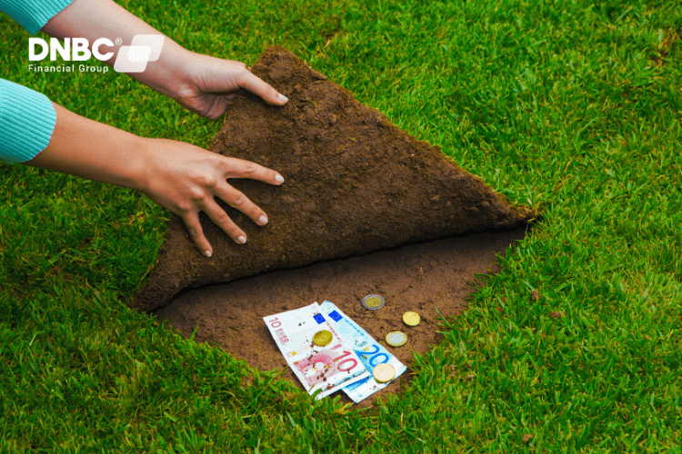 Keeping Money Secrets - The Silent Relationship Killer Keeping Money Secrets - The Silent Relationship Killer
